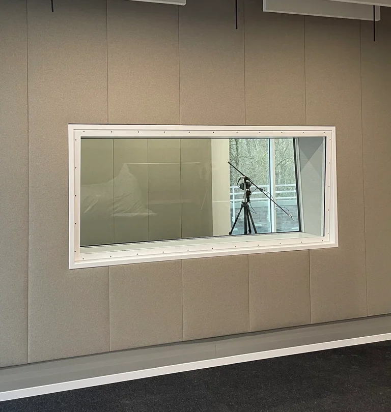 Sound insulation window by BUCHELE in an acoustic test room